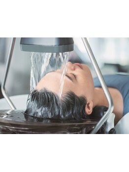 【深井駅直結!!】頭皮環境を整え、髪だけでなく身体までフワフワに◎頭浸浴で”整う”をご体験ください♪