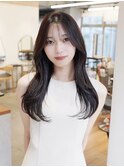 ロングレイヤー/ロング/20代/顔周り/ブラウンベージュ/ゆる巻き