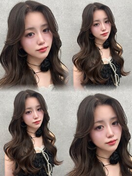 ボタン ハカタ(VOTAN hakata) 市野瀬裕奈/博多韓国ヘア/センター分け/レイヤーカット/暗め