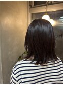 ツヤ感あるレイヤースタイル