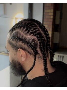 ヌーク 押上店(NooK) デザインコーンロウ/地毛コーンロウ/コーンロウ/特殊ヘア/メンズ