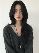 エイチ 大阪梅田(H)&nbsp;ウルフボブ裾カラーボブウルフシルバーアッシュ天使の羽バング