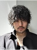 ミディアムウルフ　グランジパーマ　スパイラルパーマ