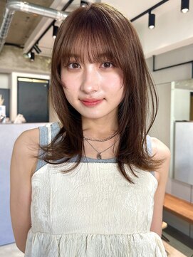 シンス 銀座(since) ミディアムレイヤー/顔周りレイヤー/小顔ヘア/似合わせカット