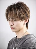 ハイライトミルクティーベージュツーブロックメンズマッシュ