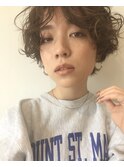 外国人風カーリーマッシュショート