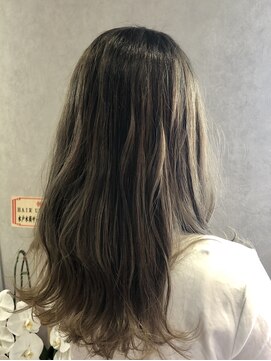 ヘアーウーノイルヴェント(HAIR UNO ilvento) シフォンベージュ【HAIR UNO 水戸】