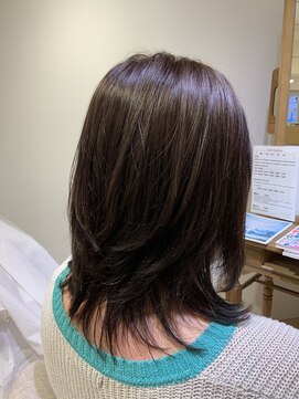 ユーネリー(U-NERY) セミロングスタイル