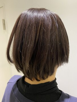 ウッドストック(Wood Stock) アッシュバイオレットショートボブ