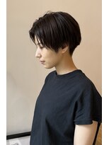 レリコ ニド(Relico-nid) 髪質改善20代30代40代大人可愛い耳掛け刈り上げショートボブ