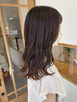 テム(TeM) ツヤ感のある◇大人ブラウンカラー