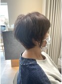 短めバングのふんわりショート