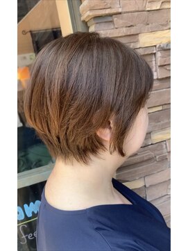 シュモレ フェリーク 検見川店 ナチュラルショートボブ