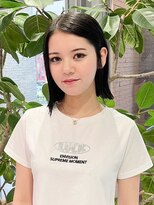 切りっぱなしボブx暗髪20代