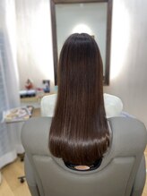 クロバーズヘアの3つのこだわり【美髪カラー】×【半個室】×【マンツーマン施術】