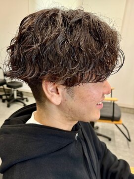 フゥ 宇都宮(FeU) 波巻きパーマメンズパーマメンズヘアツーブロックツイストパーマ