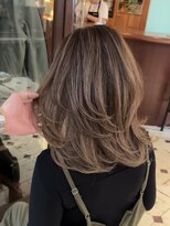 スリー(three)&nbsp;白髪隠しインナー×レイヤーカット