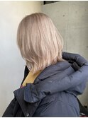 レイヤーボブ ブロンドヘアー ミルクティーベージュ