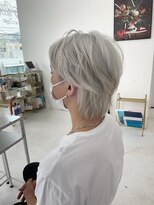 マスカリ(muscali)&nbsp;【原田】ホワイトブリーチ2～3回以上　メンズカット　ハイトーン