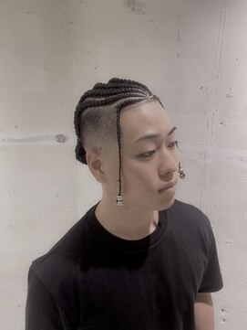 フランクスバーバーザスタンド(Frank’s barber the stand) コーンロウスタイルＡ