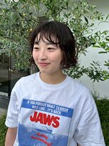 リリー(Rilie)&nbsp;ショートミディ/ゆる巻きパーマ/ボブ