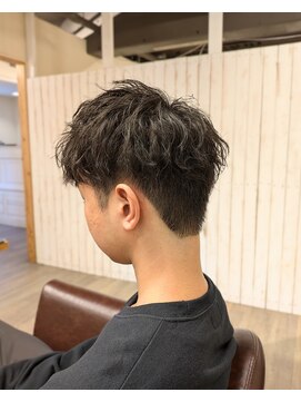 アンプリュス リアン(1+ Unplus lien) メンズ縦落ちシャドーパーマ/亀戸