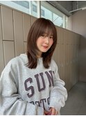 レイヤーカットハッシュカットレイヤーミディアム外ハネ