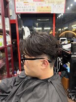 クラウン(CROWN)&nbsp;毛流れニュアンスパーマ×テーパーフェード