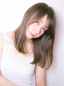 リリアン 青山(relian) 透明感溢れるグレージュカラー♪