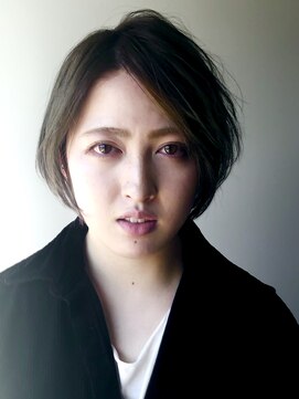 シアター(THEATRE) ショートボブ