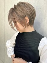 トルネード(TORNADO) 外国人風ハンサムショート ダブルカラー プラチナベージュ t1119