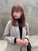 アイユー(ii+U)&nbsp;ワンカールレイヤー　オフィスカジュアル　薄め前髪　銀座