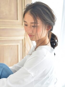 コルソ バイ ケーツー(CORSO by k-two) ルーズ三つ編みアレンジ×カーキグレージュ[西宮北口/門戸厄神]