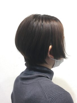 ヘアーリゾートガーデン 南林間店(Hair Resort Garden) 60年代ライクな襟足がキュートなレトロショートボブ