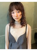 ウェーブパーマのセミロング