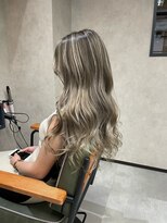 サニー 渋谷(SUNNY)&nbsp;バレイヤージュショコラアッシュハイライトグレージュカラー