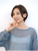 20代30代大人可愛いアッシュベージュくびれボブ耳掛け透明感