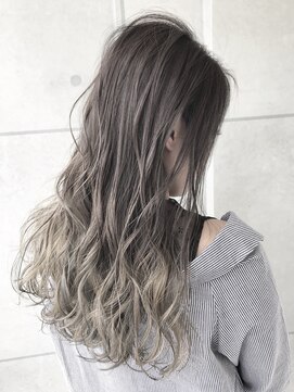 アンダーバーホワイト 泉佐野店(_WHITE) ☆ ハイライトカラー　ケアブリーチ　ダブルカラー　イルミナ
