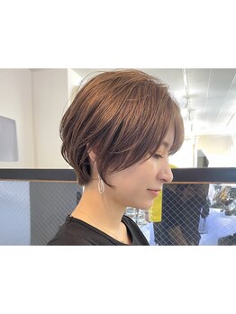 《自宅でもサロンのような仕上がりを再現できるショートボブ》360度見ても綺麗なシルエットのショートヘア*
