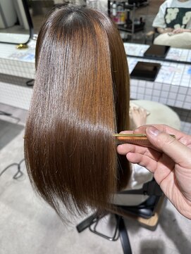 ネイロ(NE/LO) 美髪ストレート