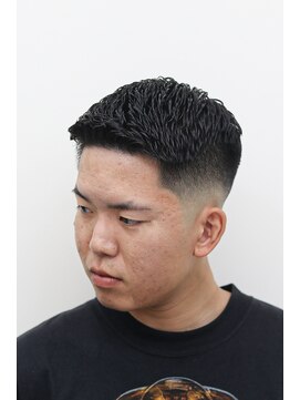 ダリーサード(DALIE third) アイロンパーマスキンフェードメンズカット