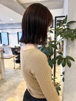 エミス バイ メルト 吉祥寺(emis by melt)&nbsp;【吉田江梨】バーガンディ外はねボブワインレッドこなれ感人気