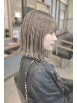 ソッカ(socca) 切りっぱなしボブ