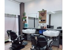 メンズヘアーサロン ツインの雰囲気（こじんまりとした理容室です！[理容室/シェービング/バーバー]）