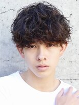 マグカーネバイフィフス オカヤ(Mag KANE by fifth okaya)&nbsp;岡谷メンズカットメンズパーマシャドウパーマ無造作パーマ韓国風