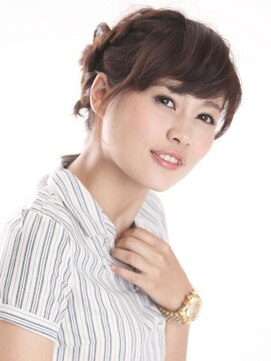 エマージュ 川崎(Emerge) 顔周りを包み込む毛先でラブリー度を底上げ編み込み