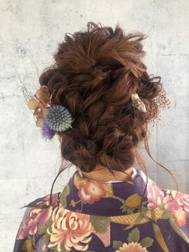 アイビー(Ivy) 編み込み　お団子　ヘアアレンジ