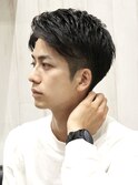 ツーブロックナチュラルビジネスヘアアップバング刈り上げ