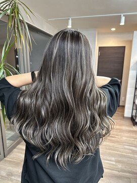 ヴィフ 大船(VIF) デザインカラー/こなれハイトーン/プレミアムカラー大船//大船駅