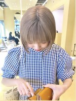 スニュウ(snuw)&nbsp;ダブルカラーケアカラー透明感カラーミルクティカラーボブ